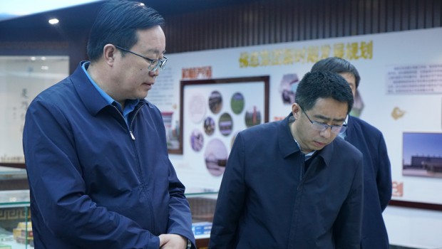 华亭市委副书记、市长张晓刚一行莅临 新永利官网调研指导