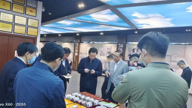 湖北省恩施州考察组莅临新永利官网参观调研