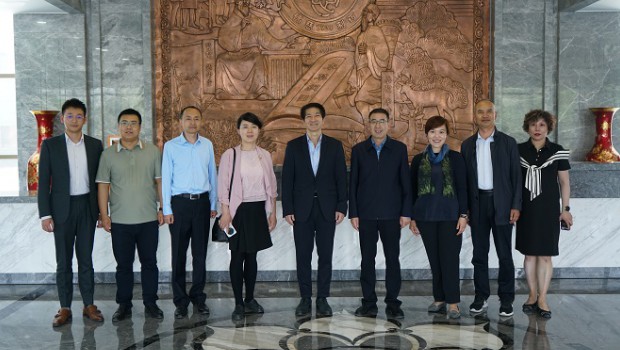 香港特别行政区郑伟源一行莅临新永利官网考察调研