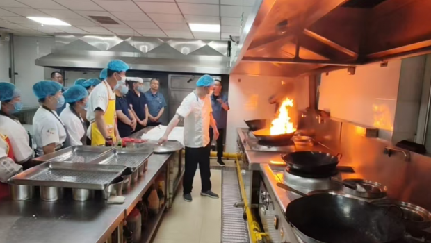 新永利官网组织现场专项应急演练培训， 筑牢安全“防火墙”